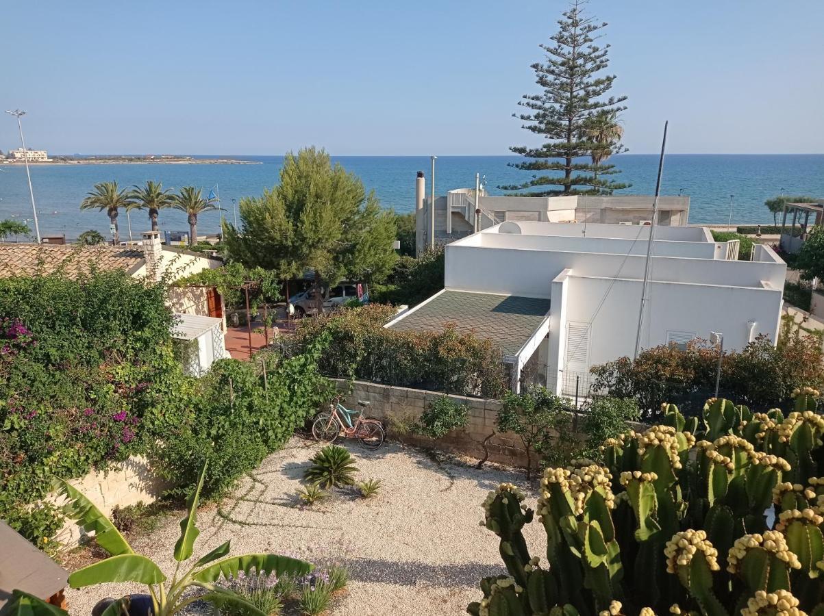 Вилла A... Mare Sicilia Марина-ди-Модика Экстерьер фото